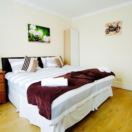 Gable Lodge London Kültér fotó