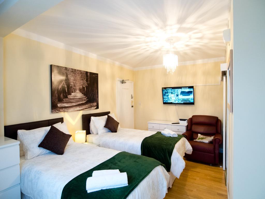 Gable Lodge London Szoba fotó
