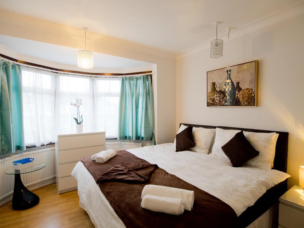 Gable Lodge London Szoba fotó