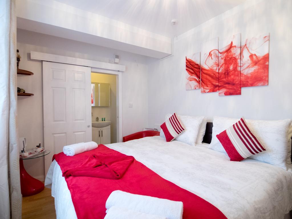 Gable Lodge London Szoba fotó